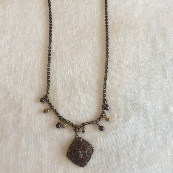 Womens Necklace - Picture 2 of 3